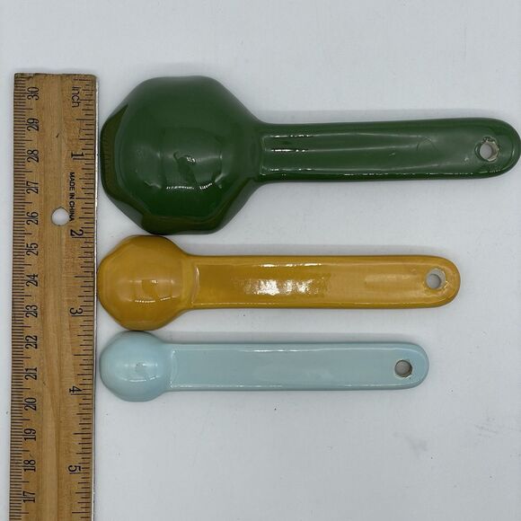 Vintage Pioneer Woman Ceramic Measuring Spoons Incomplete Set Of 3 Missing Tsp - Picture 6 of 6